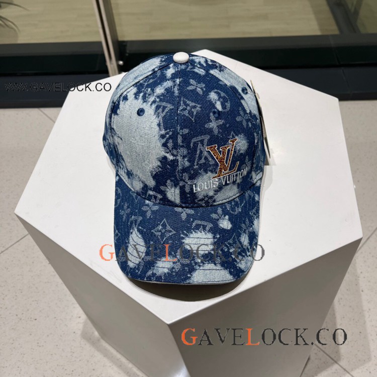 LouiVuitton Embroidery Peaked Hat Blue Sun Cap